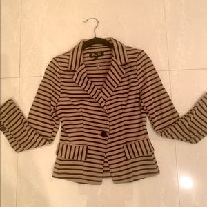 The Jacky Jacket Trail Blazer